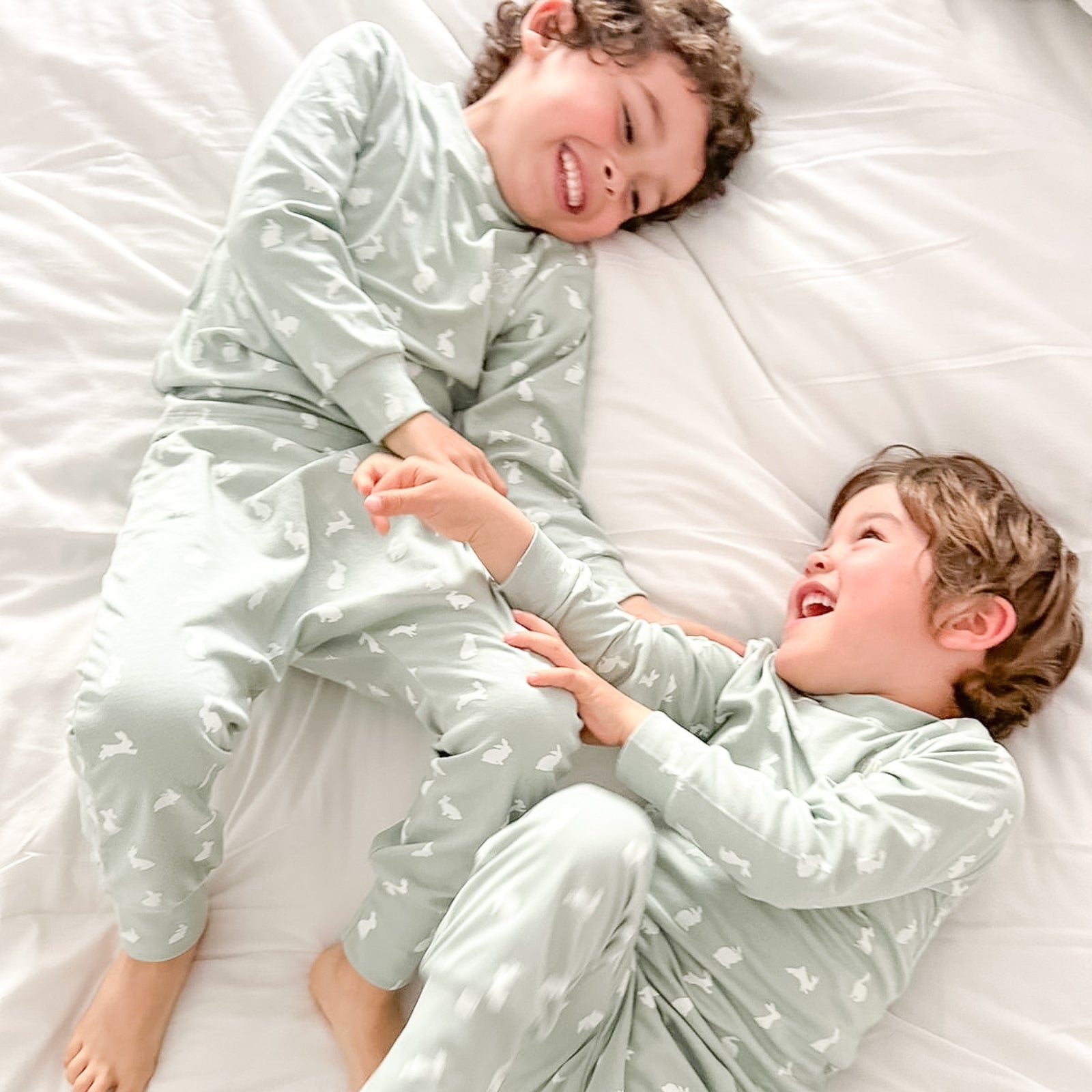 Pijama Counting Rabbits